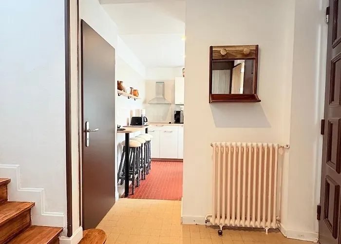 - T3 En Duplex Recemment Renove *