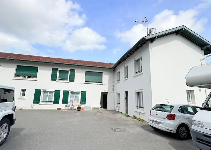 - T3 En Duplex Recemment Renove *